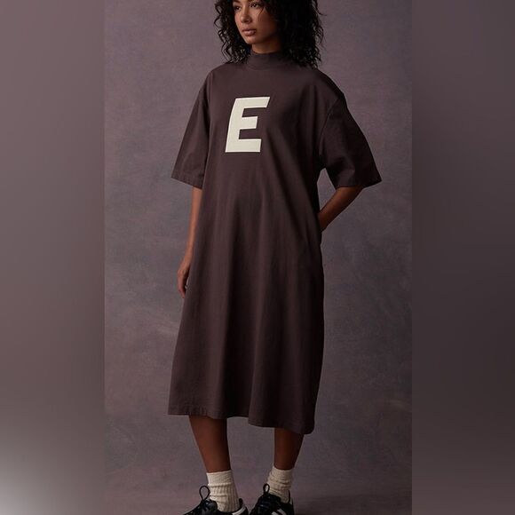 🚨SOLD OUT in STORES🚨  NWT Fear of God ESSENTIALS Spring 2023 Dress - Picture 1 of 12